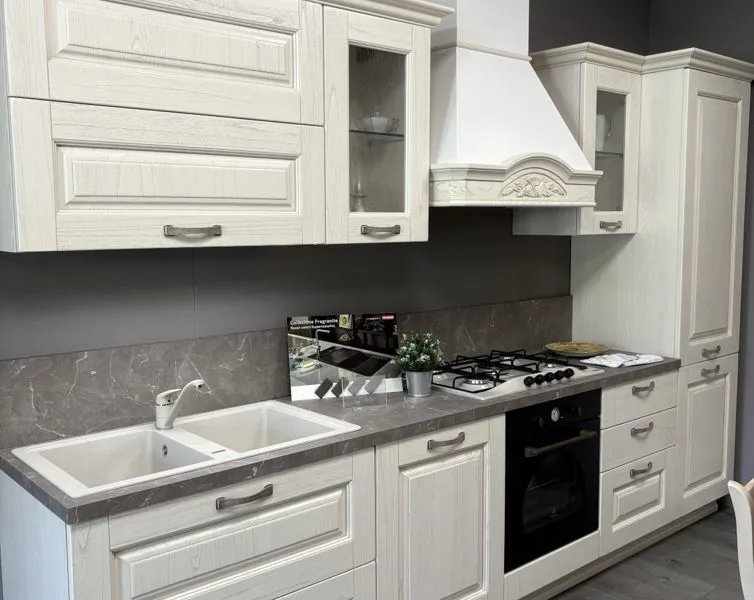 Cucina arredata presso Mobili Castelli a Illasi Verona