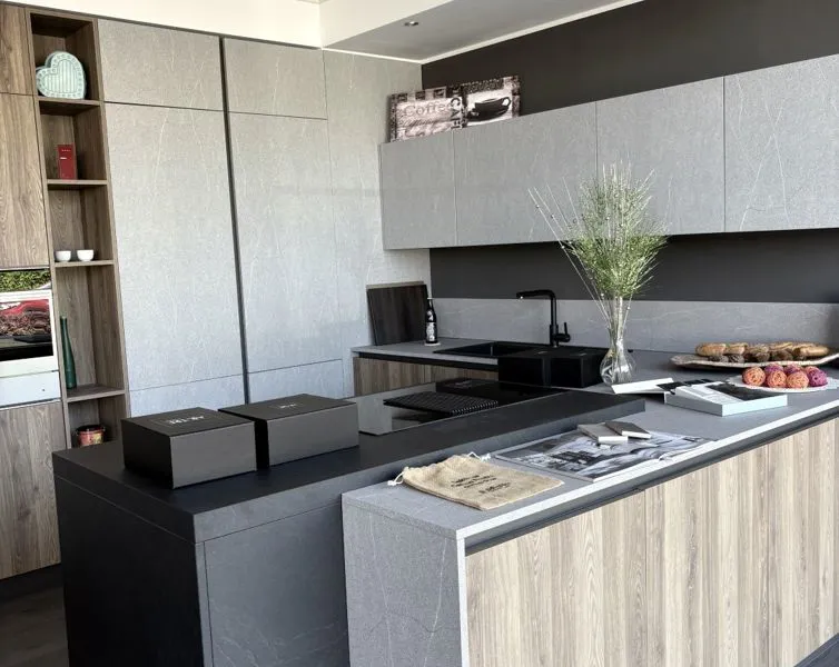 Cucina arredata presso Mobili Castelli a Illasi Verona